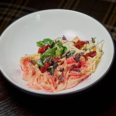 Паста с форелью в Chester по цене 825 ₽