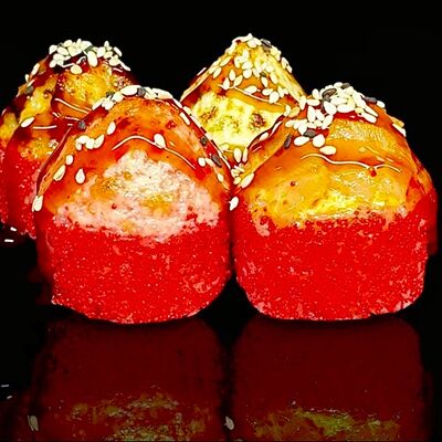 Запеченный ролл Ассорти в Hot Pizza по цене 700 ₽