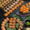 Сет Шальная императрица в OMAKASE SUSHI ROLLS по цене 12199