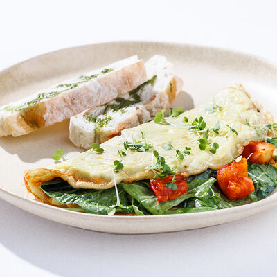 Омлет с овощами и чиабаттой в АВЛИ бистро по цене 620 ₽