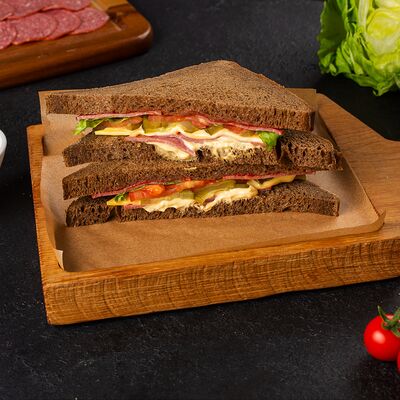 Сэндвич итальянский с салями и сыром в Кофе Рам по цене 580 ₽