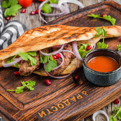 Люля-кебаб из баранины в Пряности & Радости на Московском по цене 690 ₽