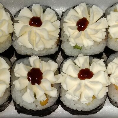 Овощной ролл в Суши Мань по цене 290 ₽