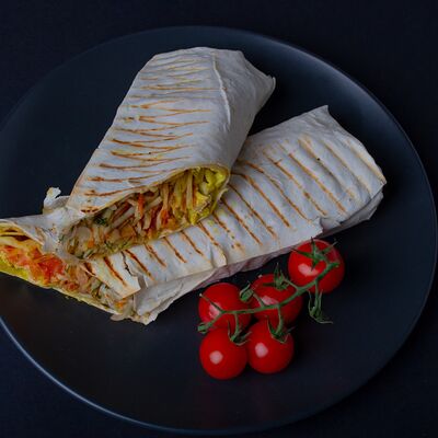 Шаурма Big в Step Food по цене 300 ₽