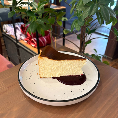 Чизкейк Сан Себастьян в История любви по цене 360 ₽