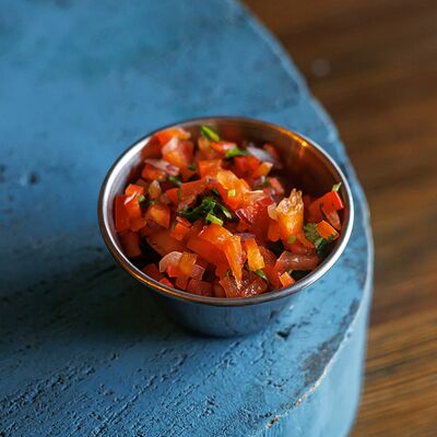 Соус Пико-де-гайо в Lars Vegans по цене 140 ₽