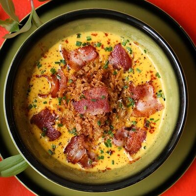 Кукурузный сливочный суп с жареным беконом в Mexo Food Bar по цене 510 ₽