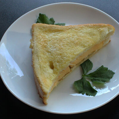 Клаб-сэндвич в Джон Вкусный по цене 12000 ₽