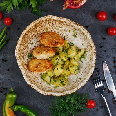 Котлетки из щуки с картофелем в Руки ВВерх! Бар по цене 650 ₽