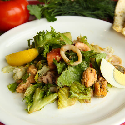 Салат Средиземноморский в Старый Амбар по цене 719 ₽