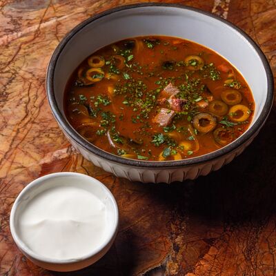 Солянка с брискетом в Phantom по цене 980 ₽