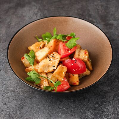 Хрустящие баклажаны с томатами и кинзойв Эндорфин по цене 540 ₽