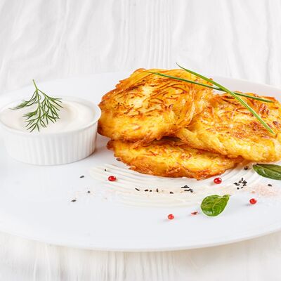 Драники картофельные 3 шт в MaxBakery по цене 240 ₽