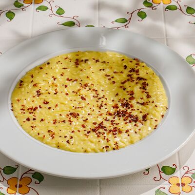 Ризотто с шафраном и крошкой бекона в Capuletti по цене 690 ₽