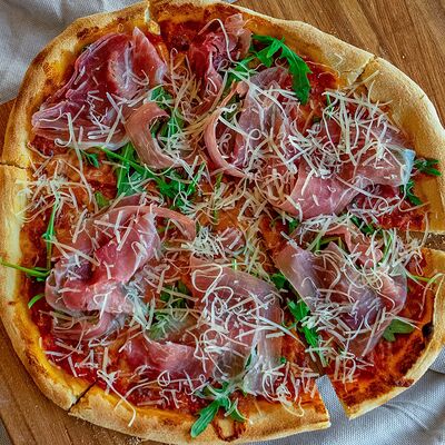 Пицца с пармской ветчиной в #proсчастье по цене 1000