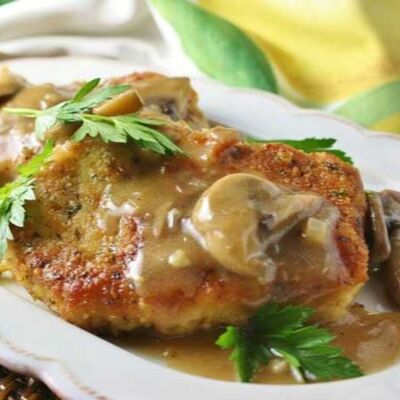 Шницель с грибами и сыром в Вкусно и сытно по цене 600 ₽