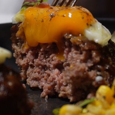 Бифштекс в Houston bar по цене 790 ₽