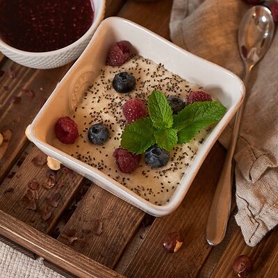 Рисовая каша с бананом и свежими ягодами в Debaton по цене 324