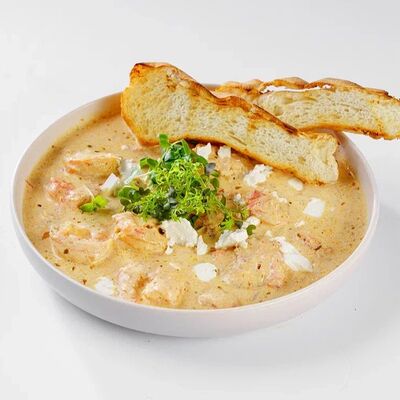 Креветки Саганаки в Баклажан по цене 1595 ₽