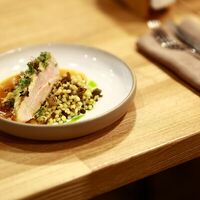 Грудка цыплёнка с пастой птитим и грибами в Vivezza