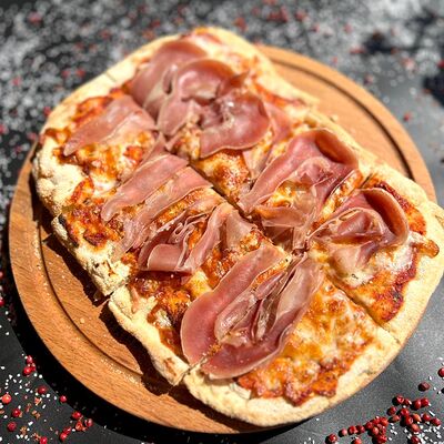 Парма-моцарелла в Капитал Grill & Beer по цене 1128 ₽