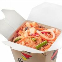 Креветка и Кальмар с Фунчозой в Rapido