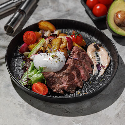 Стейк салат в Feromon по цене 850 ₽