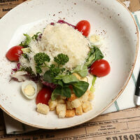 Салат Цезарь в Имбирь