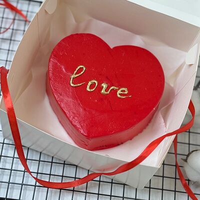 Бенто-торт Красное сердце в Кондитерский дом Медовый по цене 1845 ₽