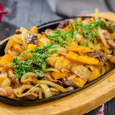 Джыз-быз из куриных потрошков в Сахара по цене 880 ₽