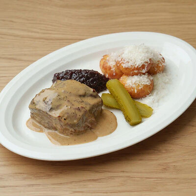 Телячья щека, картофель дофин, перечный соус в Salt по цене 790 ₽