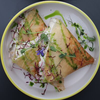 Блинчики с ветчиной и сыром в Cream Soda по цене 550 ₽