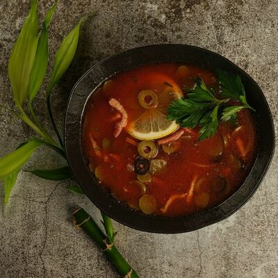 Солянка в Zen по цене 450 ₽