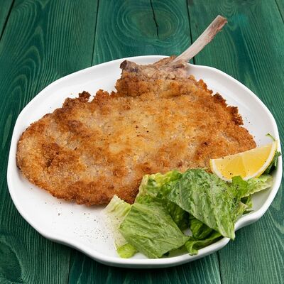 Котолетта миланезе в Solar Bistro по цене 880 ₽