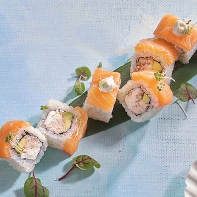 Ролл Аляска в Черетто море по цене 1370 ₽