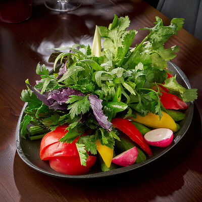 Овощная тарелка в Маради по цене 1095 ₽