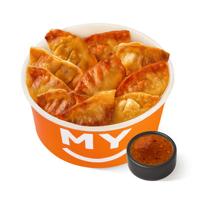 Гёдза с говядиной Мах в MYBOX по цене 780 ₽