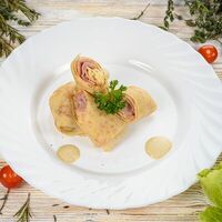 Блины с ветчиной и сыром в Family Food