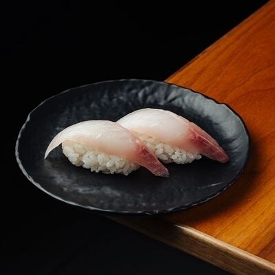 Нигири Дорадо (2 шт) в Buba Sushi по цене 730 ₽