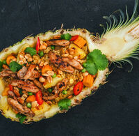 Рис по-тайски с курицей в Mojo