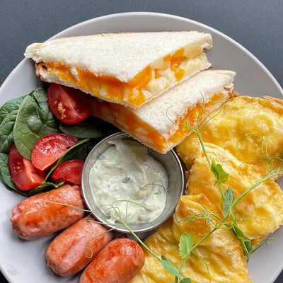 Баварский завтрак в Бекки бар по цене 540 ₽