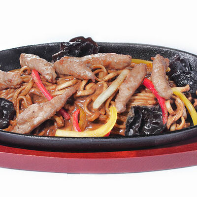 Удон со свининой в перечном соусе в Чайна Тун по цене 285