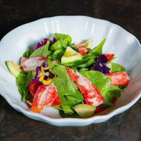 Салат с крабом в Sigma