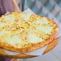 Хачапури по-королевски в Хачапури & Кофе