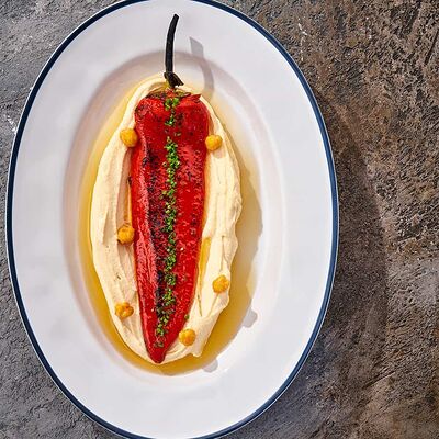 Хумус с печеным перцем рамиро в Eshak по цене 670