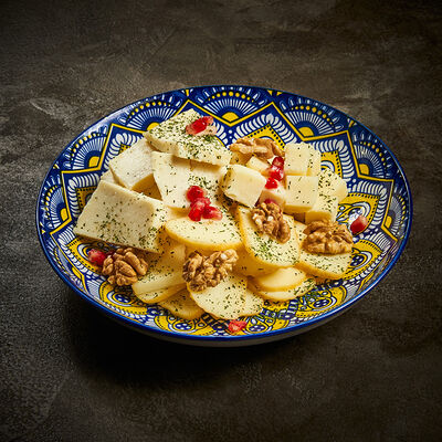 Кавказские сыры в Гранат по цене 1690 ₽