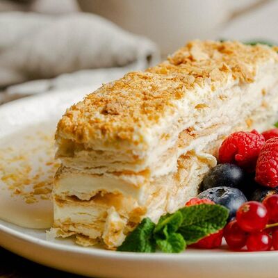 Наполеон в E La Mia Pizza по цене 349 ₽