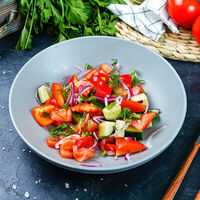 Салат по-бакински в Сокровище Premium & Grill