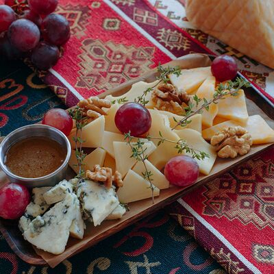 Сырное плато в Багратиони по цене 1290 ₽
