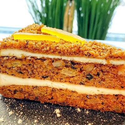 Торт морковный в Буркина Фасоль по цене 280 ₽